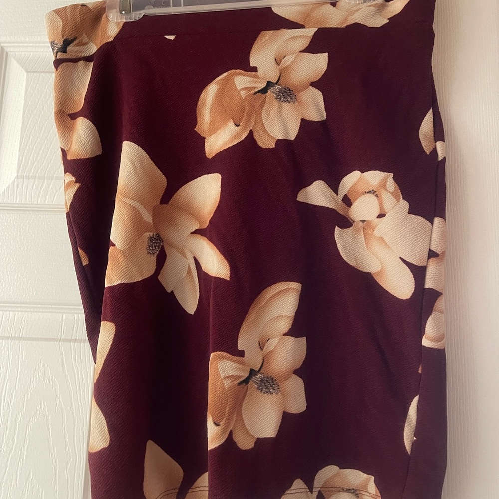Burgundy Floral Pencil Skirt with Cream Blooms